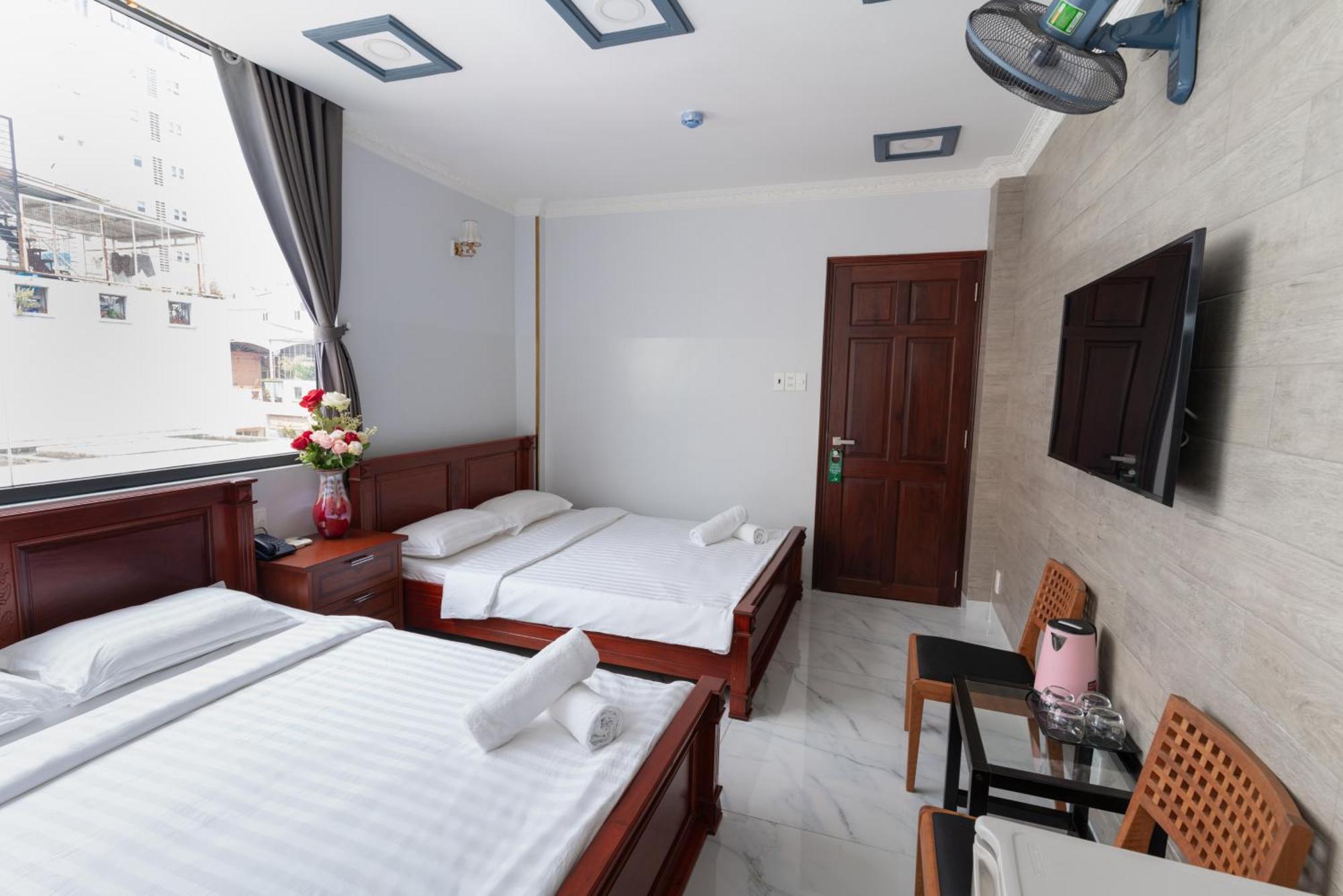 Sunny 2* TP. Hồ Chí Minh